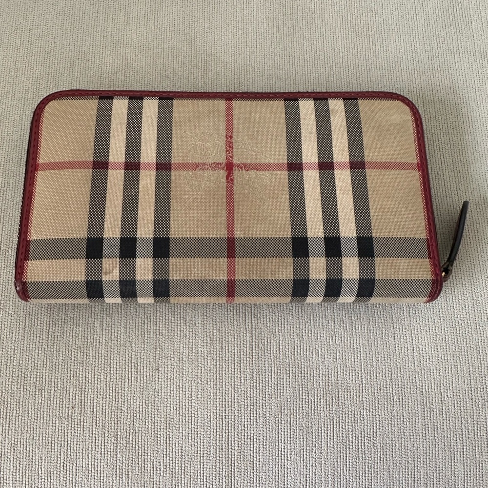 Burberry Wallet - Picture 3 of 11
